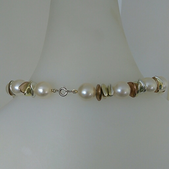 LARGE PEARL NECKLANCE. - Picture 2 of 4